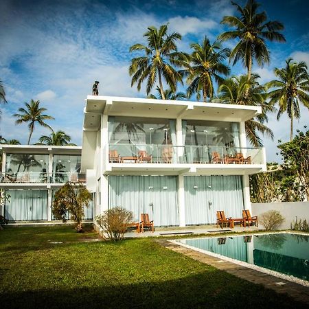 Hotel Infinity Of Sri Lanka Paiyagala Exterior foto