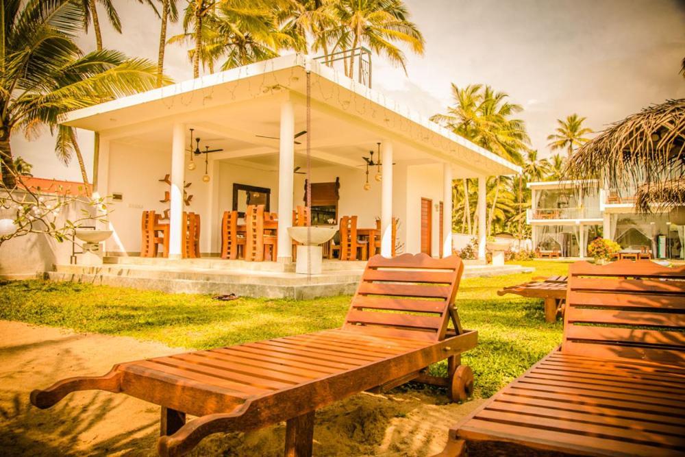 Hotel Infinity Of Sri Lanka Paiyagala Exterior foto