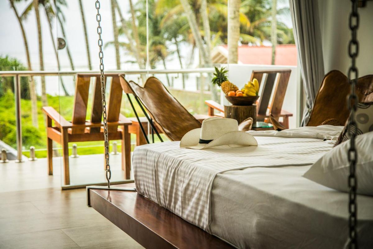Hotel Infinity Of Sri Lanka Paiyagala Exterior foto