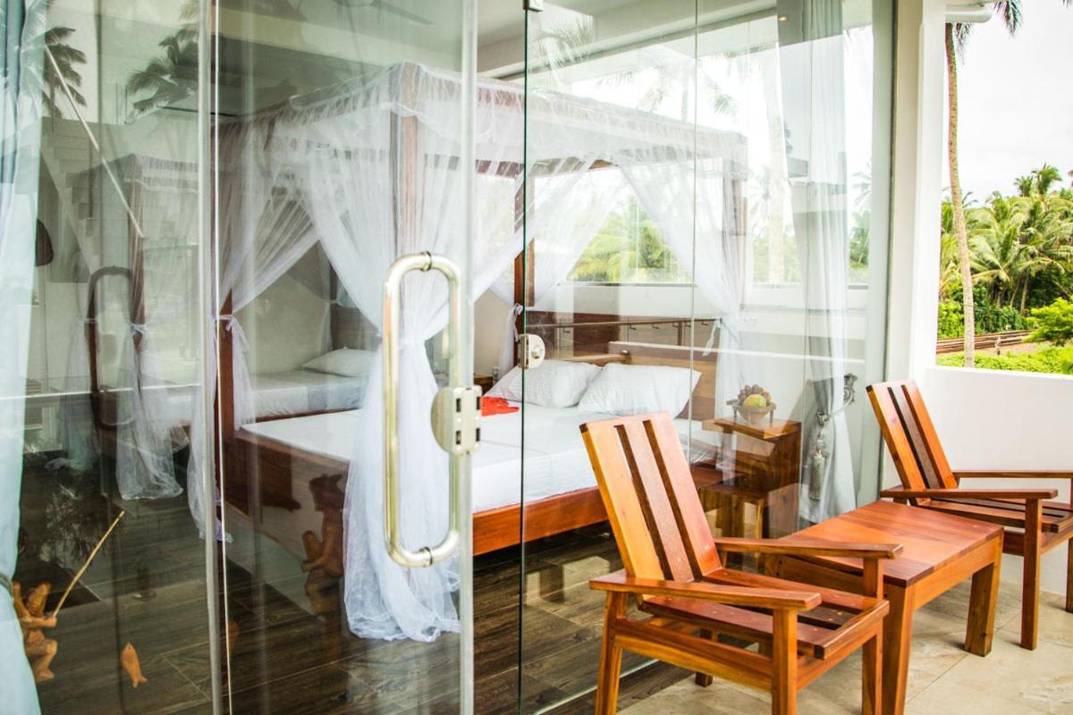 Hotel Infinity Of Sri Lanka Paiyagala Exterior foto