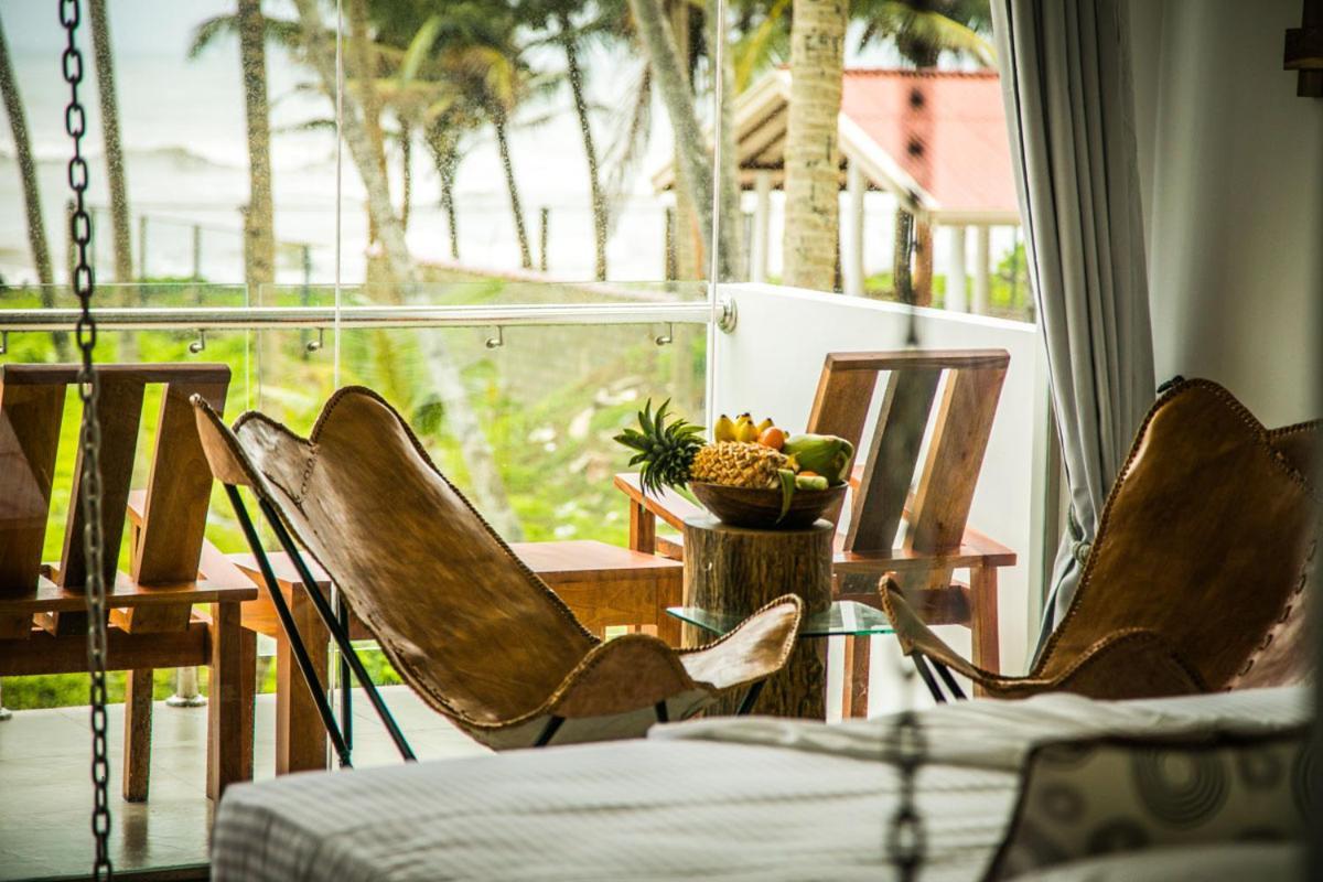 Hotel Infinity Of Sri Lanka Paiyagala Exterior foto